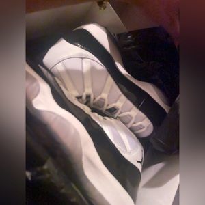 Authentic Jordan 11 OG’s (Size 14) Black Patent Leather